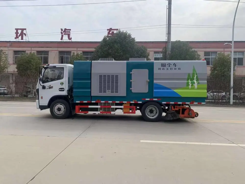 大多利卡中置吸尘车5吨环卫吸尘车图片