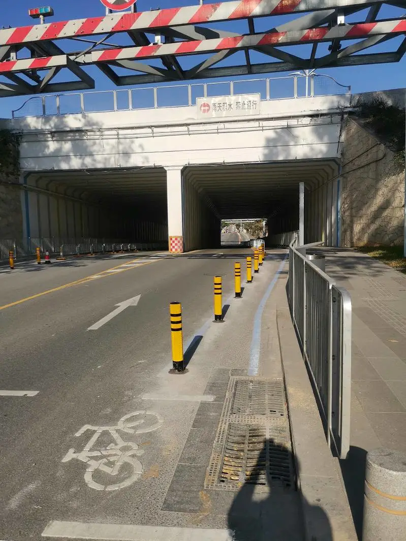 罗湖深标人行道护栏按图定做 市政路中护栏颜色可选