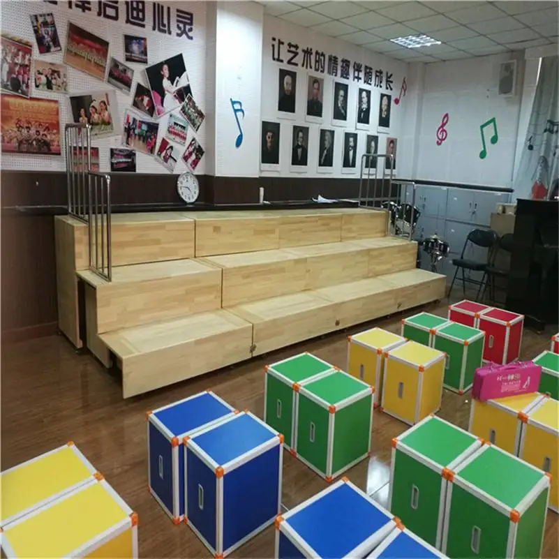实木伸缩合唱台_抗压合唱台市场价格_可定制幼儿园合唱台