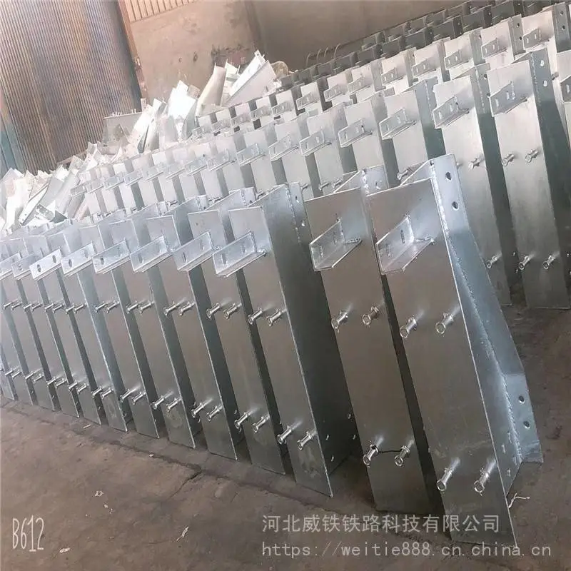 市中立柱T钢24m梁挡块材质Q235B
