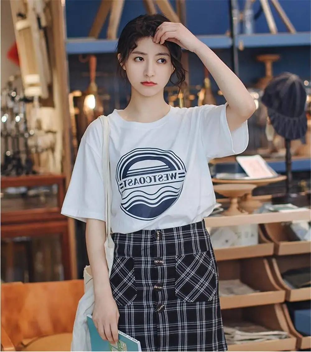 广东潮州***破坏王短袖女上衣上海七浦路服装批发市场T恤女短袖宽松简约