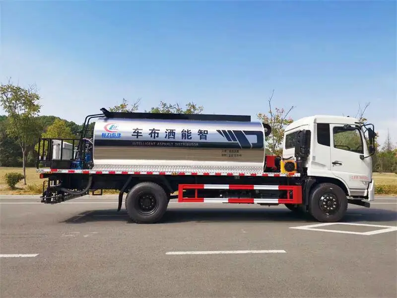 同步封层车是用于什么 b1红宇牌同步碎石封层车图片
