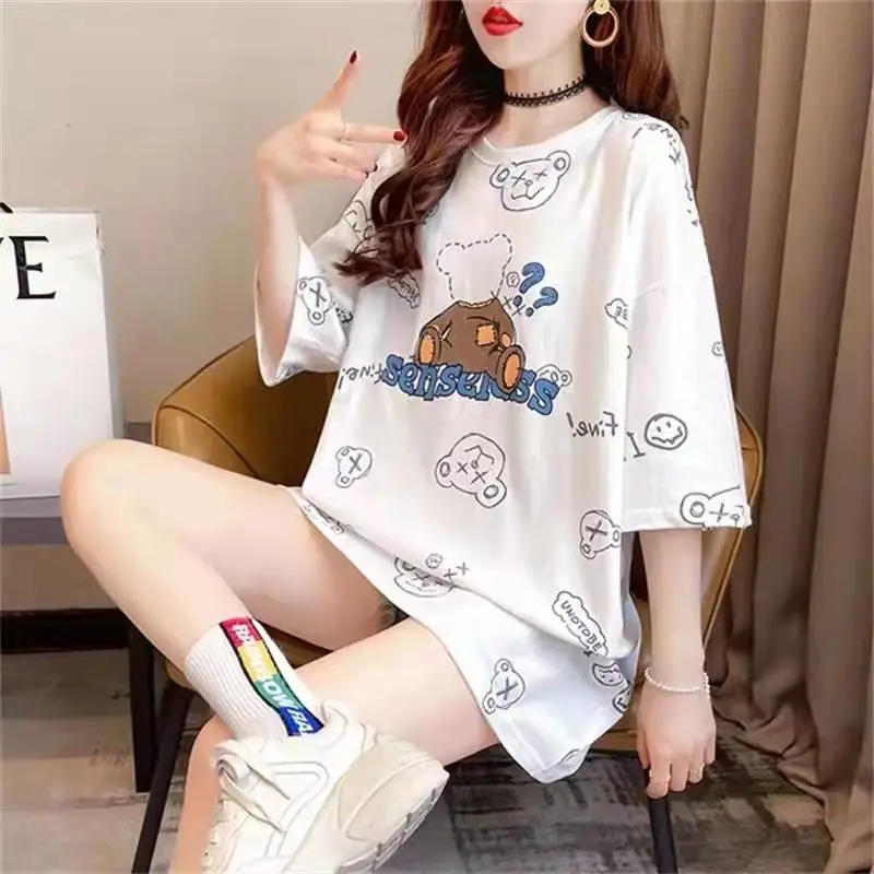 库存服装批发一条街广西贺州八步外贸出口女装时尚潮流T恤