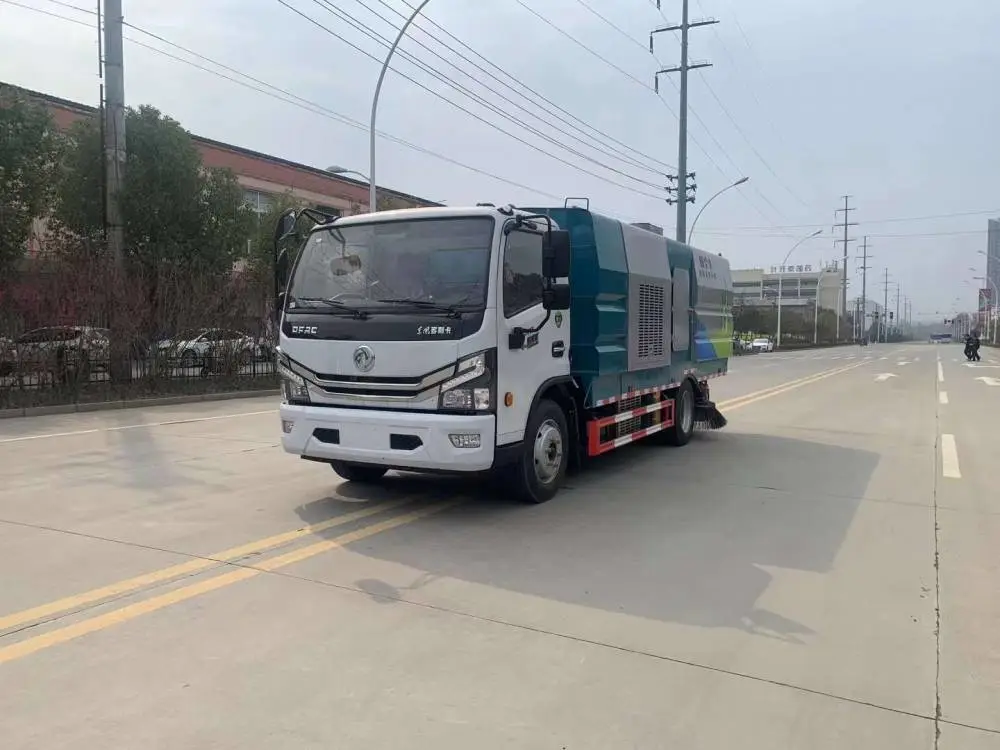 大多利卡煤场吸尘车4吨后置吸尘车