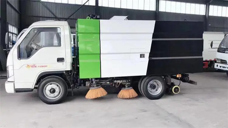 浙江电动清扫车品牌 哪里改装拖拉机清扫车 小学垃圾清扫车