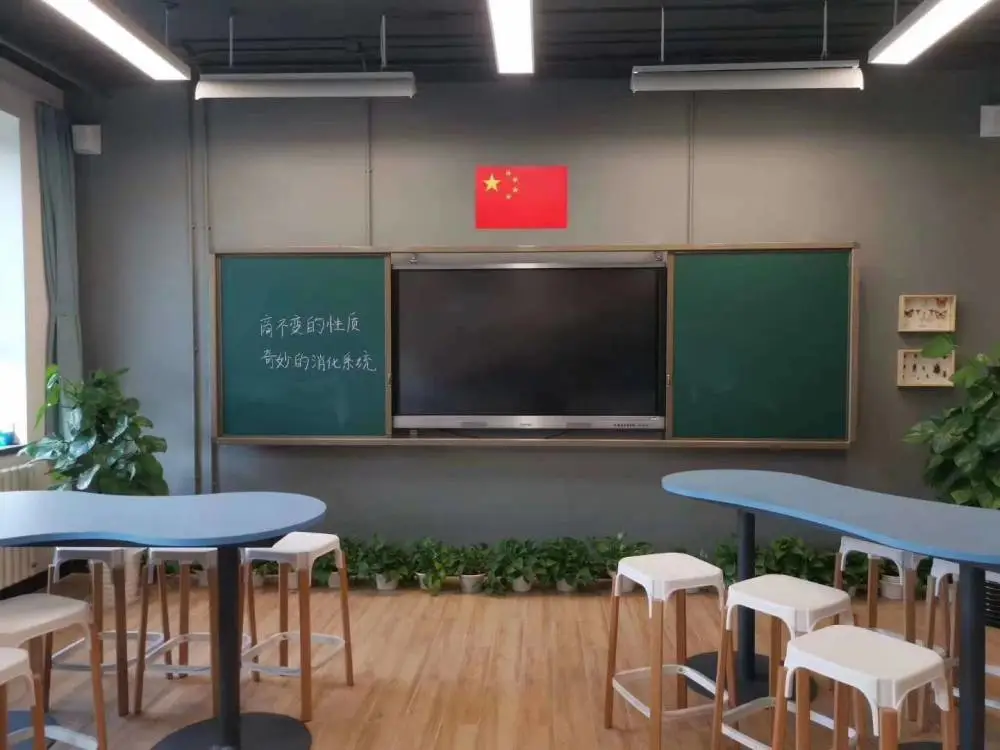 桂林恭城学校用的黑板办公设备磁性黑板