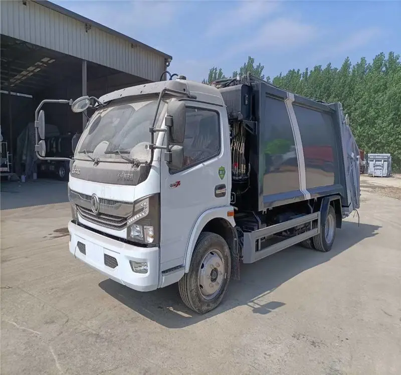 蓝牌垃圾清运车