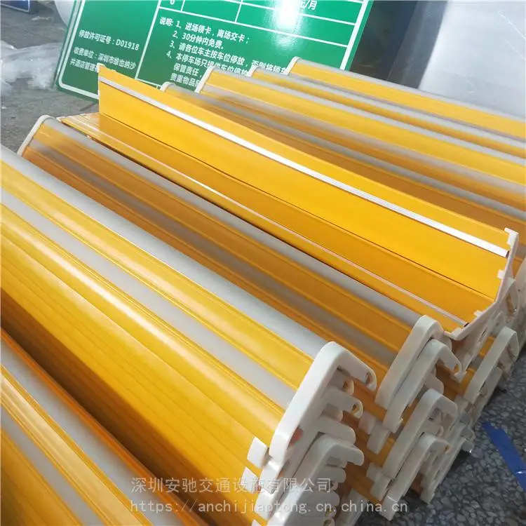黔东防撞条 车库橡胶护角***定制款式