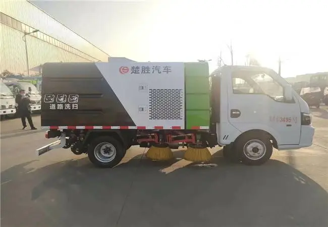 喷雾道路清扫车快速清扫专家