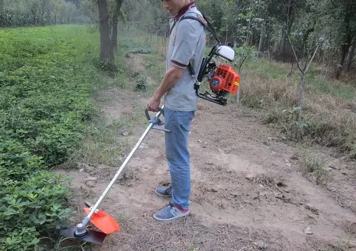 丘陵地小型松土除草机一次性锄草不再反复