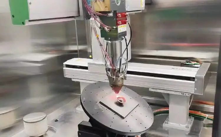 陕西国盛激光 教学用激光熔覆设备 便携式 带同轴送粉喷嘴 实验效***