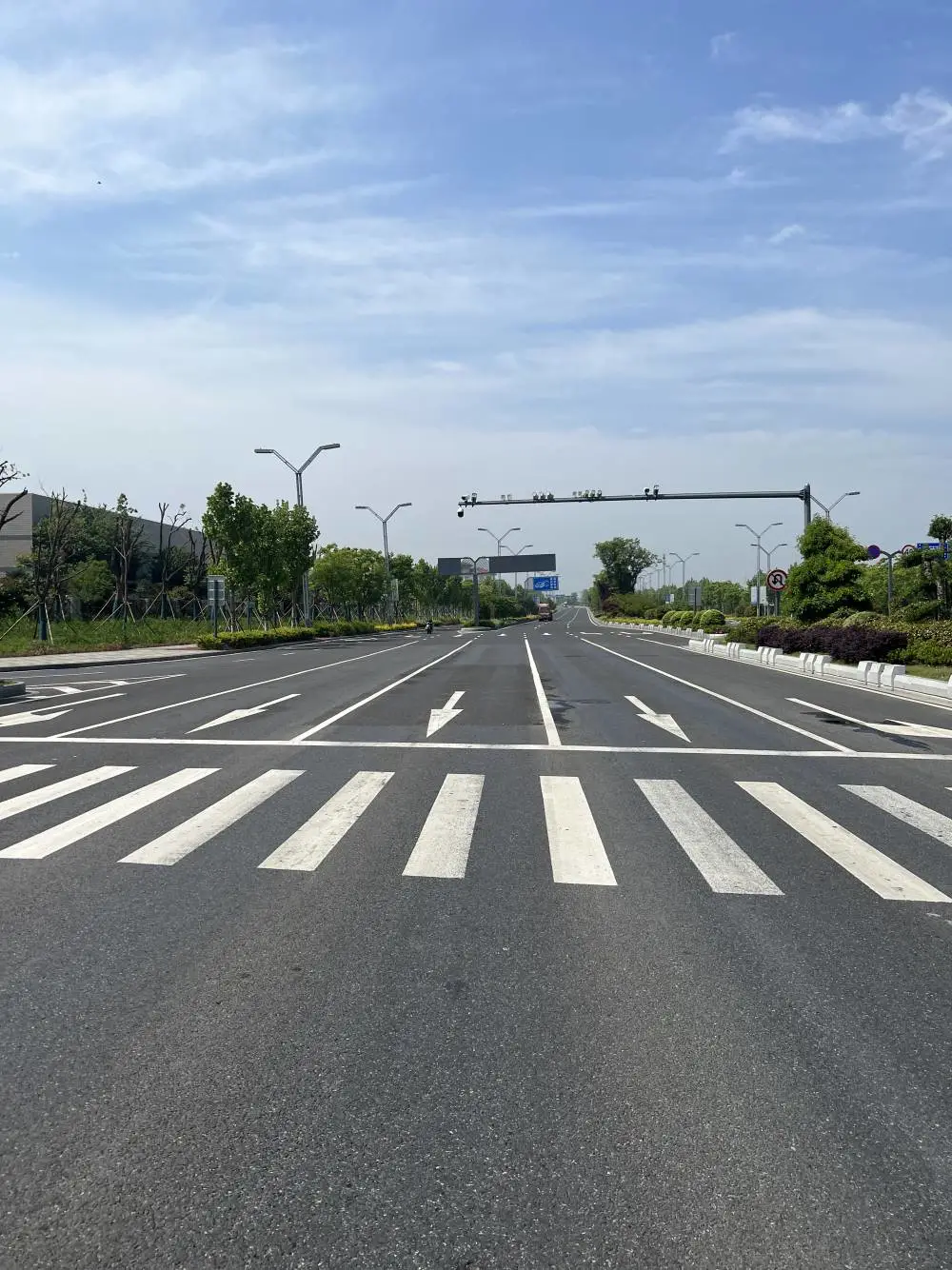 njsxxqbl-2027道路划线报价「质量稳定,量大优惠」