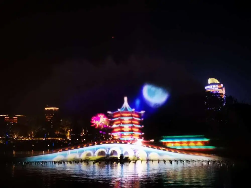 专业湖南喷泉 养鱼喷泉 喷泉水景效果图