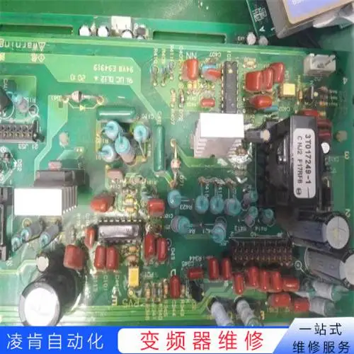 东力变频器上电无显示维修 频率上不去维修详情集锦
