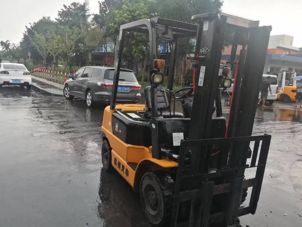旧叉车 2吨电动叉车电瓶多少钱 旧叉车