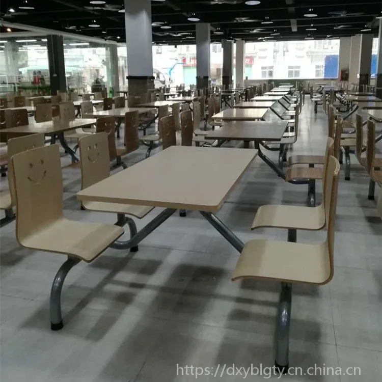 不锈钢餐桌学校学生钢制食堂餐厅餐桌椅实力商家德鑫源