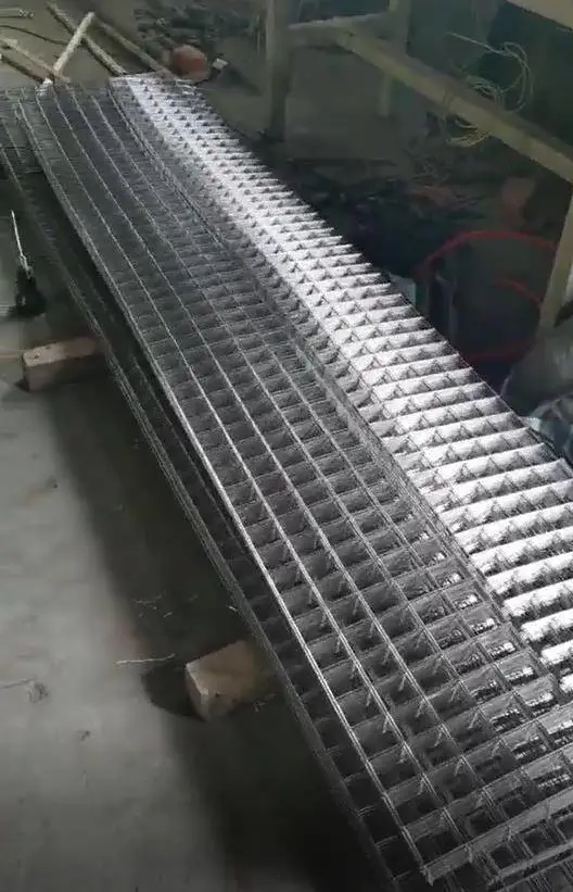 304不锈钢钢丝网网片50*50孔
