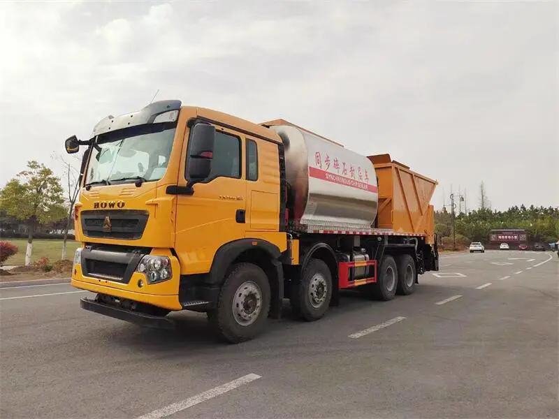 专业同步碎石封层车在线咨询 批发生产粉料撒布车