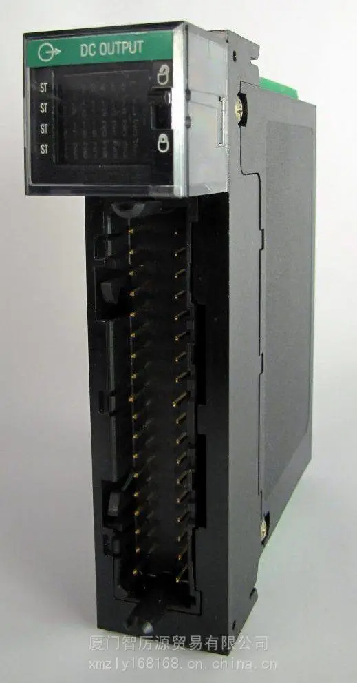 LXM32CU90M2 plc模块 原装