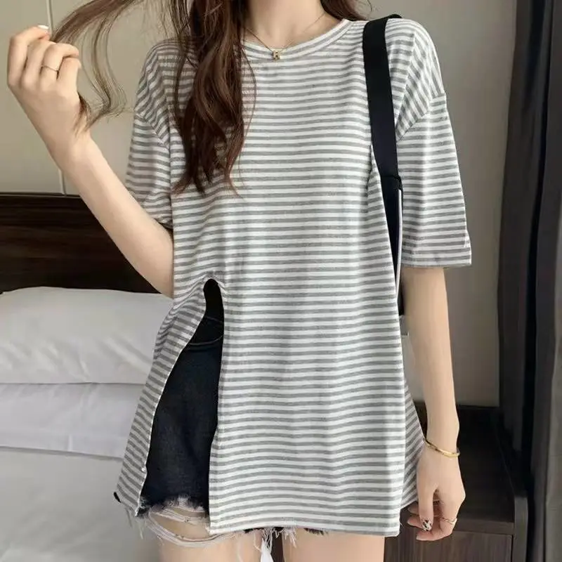 广西南宁青秀库存服装怎么卖韩版T恤衫外贸出口服装货源