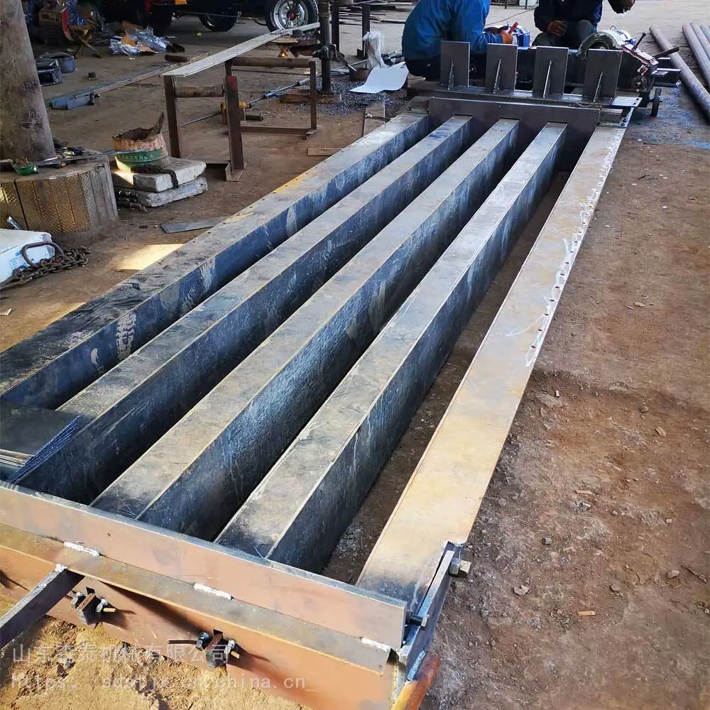 水泥实心梁拉模机 牧原养殖用预制梁模具加工 盖猪圈围栏实心梁成型机