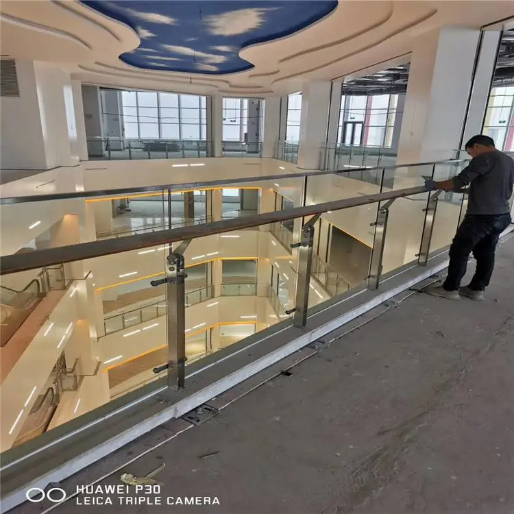 激光切割 316不锈钢栏杆扶手 商业区户外栏杆 景观工程配套