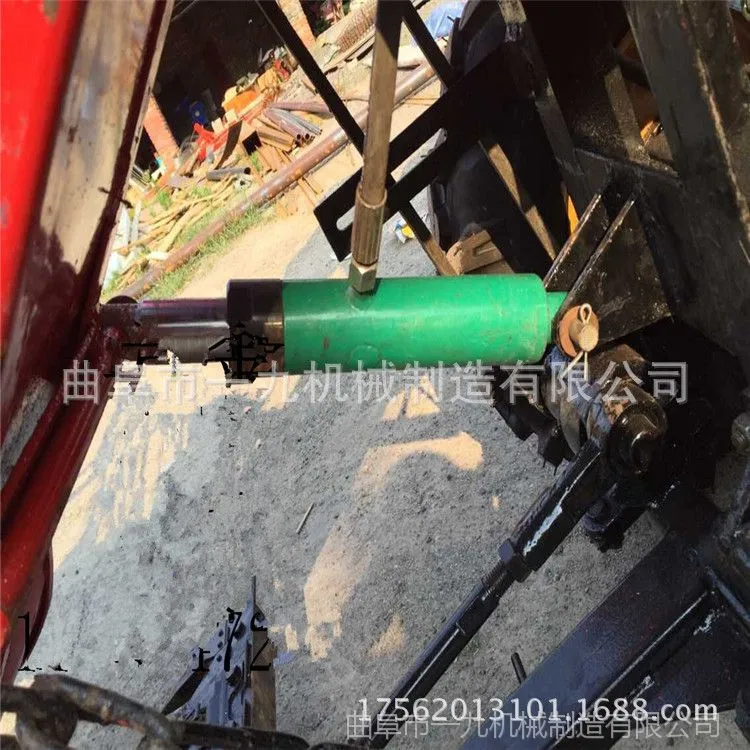 手扶联合收割机
