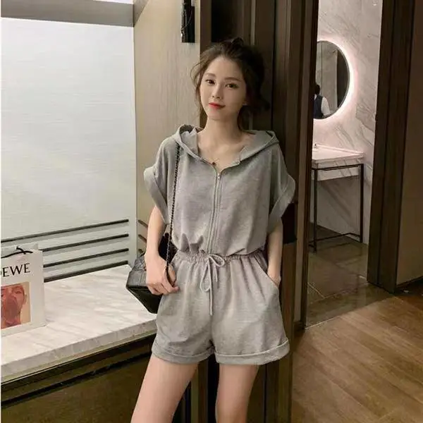 江西南昌服装批发市场在哪里网红休闲套装批发速干运动女士休闲套装