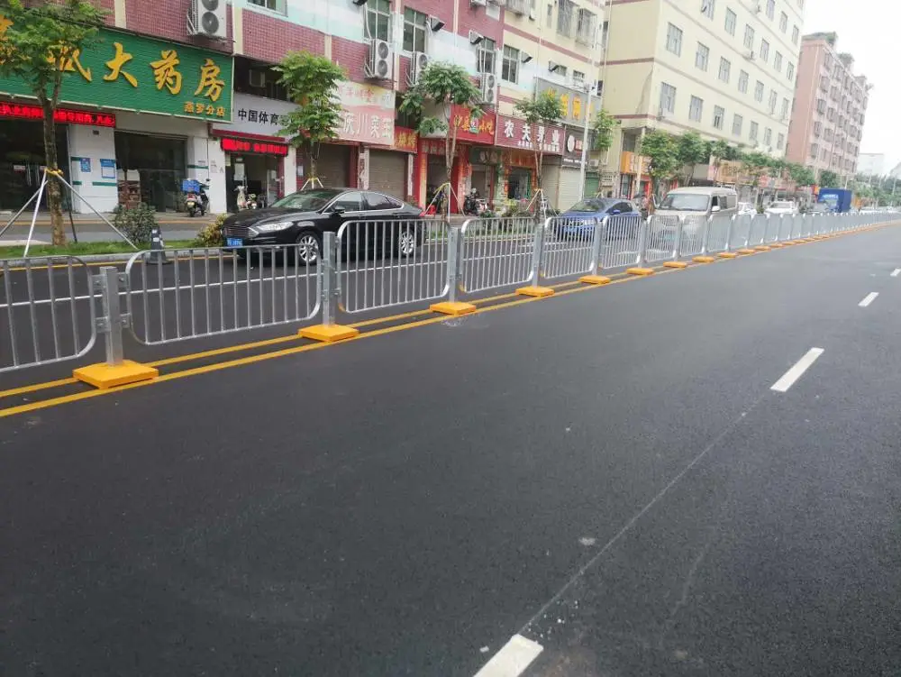 罗湖深标人行道护栏按图定做 市政路中护栏颜色可选
