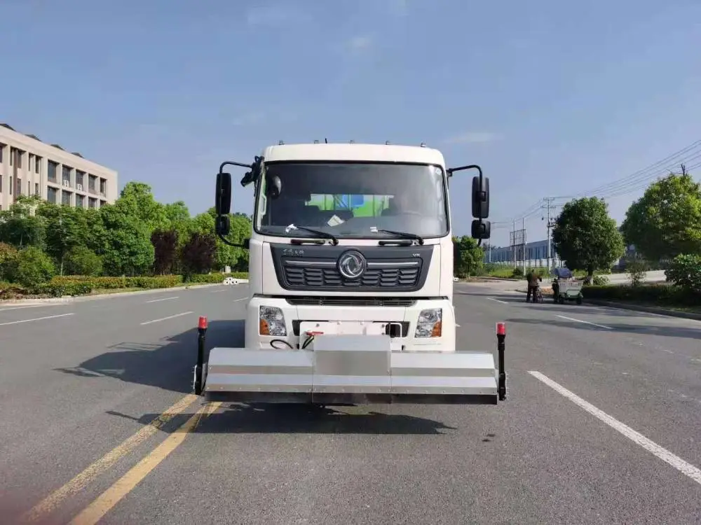 东风大多利卡路面养护车牌清洗车如何挑选