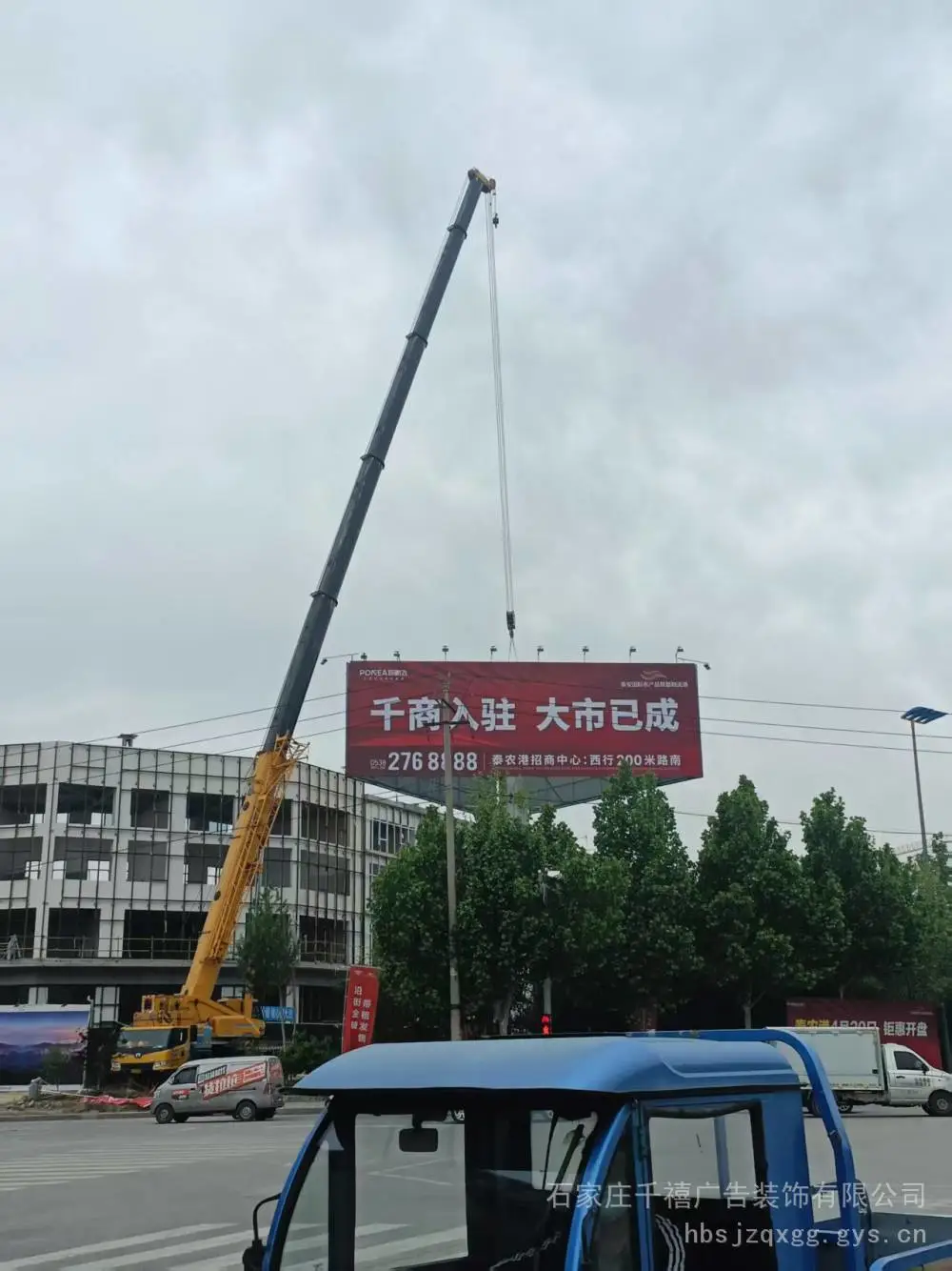 高立柱广告牌制作 高速公路高炮广告设计制作安装厂家