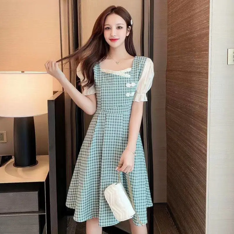 义乌服装尾货批发夏季法式短袖复古翻领西安摆地摊服装货源批发