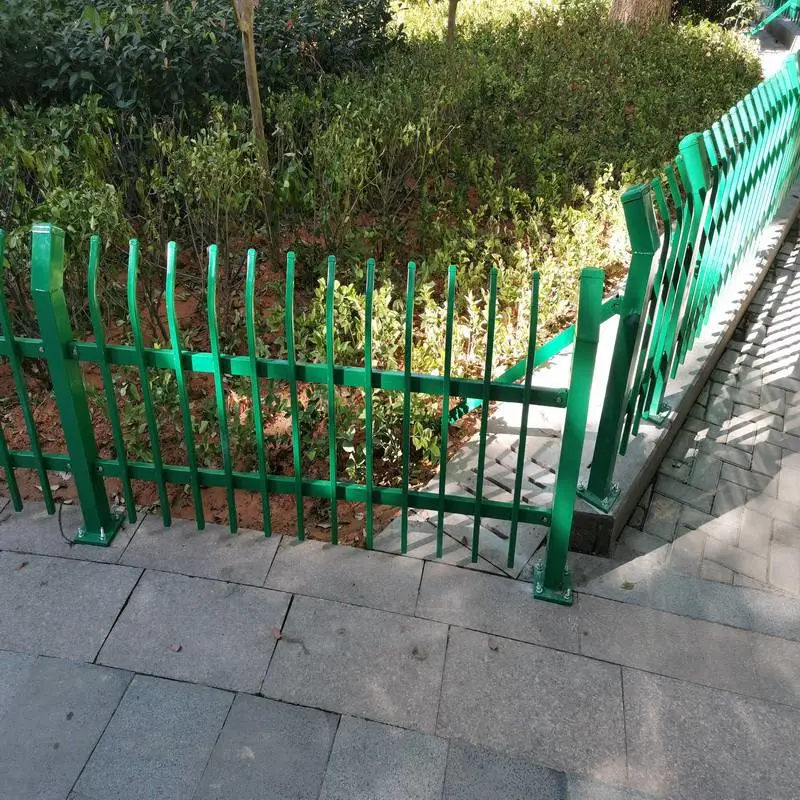 铸铁栏杆和铁艺栏杆铁铸铁围栏漳州东山景观式变压器围栏
