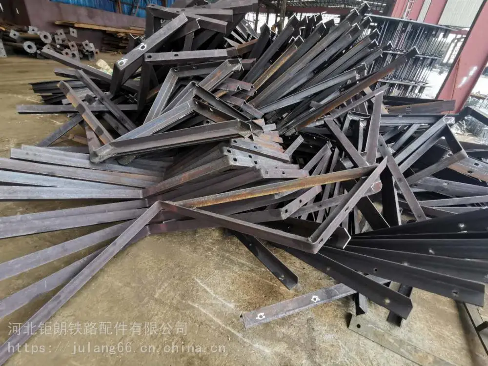 阜阳桥梁吊围栏施工注意事项行车吊口的围栏高桥墩吊围栏的安装