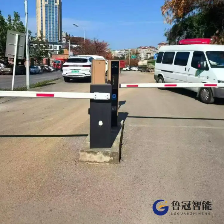 广阳区电动道闸安装一站式门禁起落杆人行通道闸门停车场专用