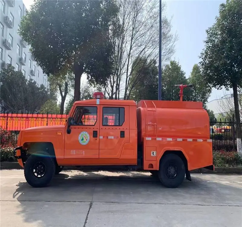 多功能消防车配置泡沫消防车图片