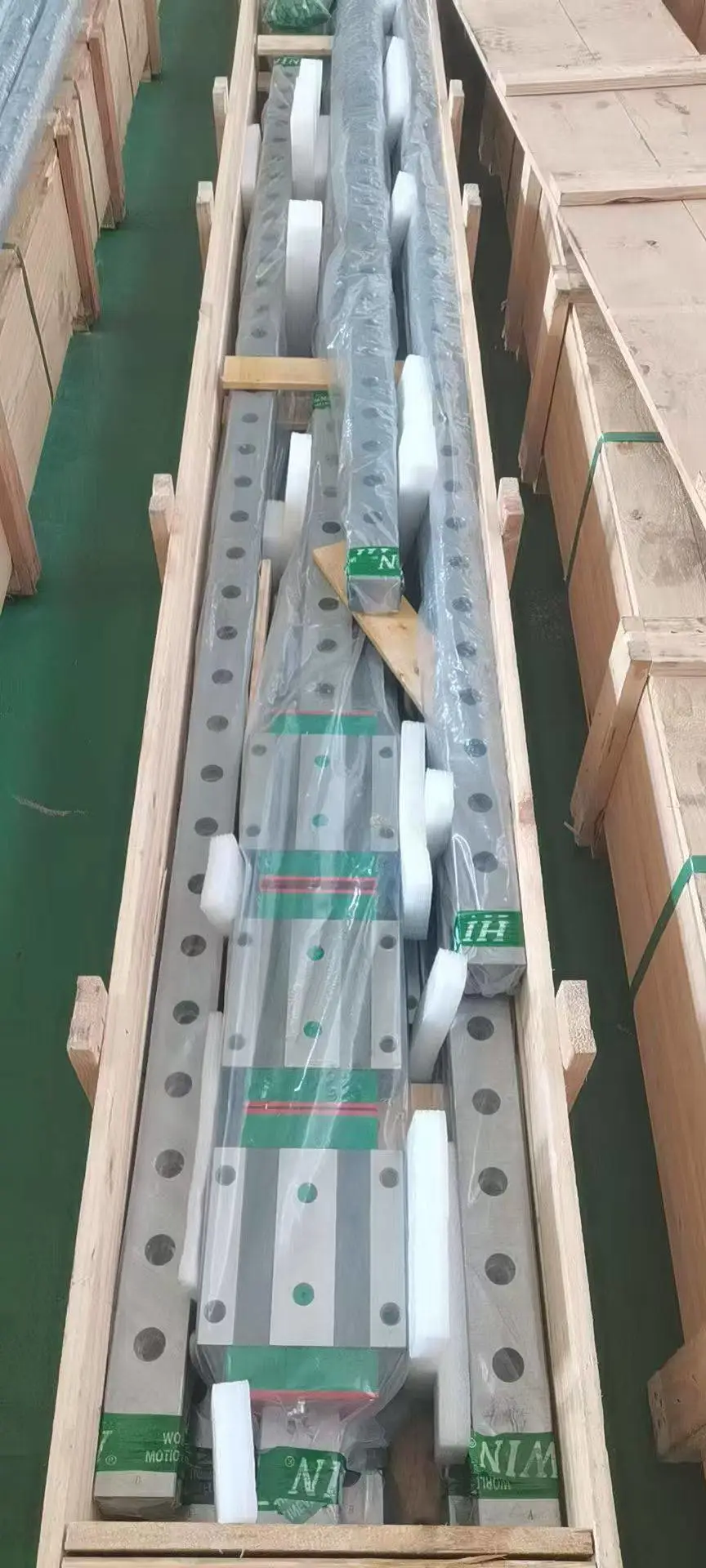 上银hiwin线轨滑块HGW45CC， HGR45R1560，封边机打包机用