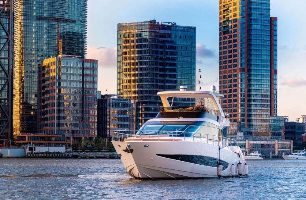 私人豪华游艇租赁 68尺超大空间 海上生日派对 生日宴请 Yacht出租