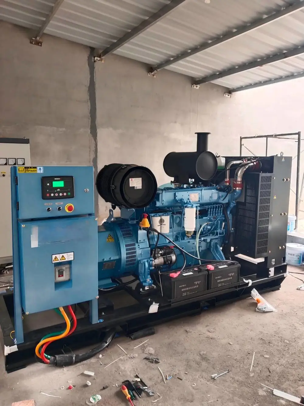 潍柴200kw柴油发电机组 200千瓦无刷全铜发电机三相380V