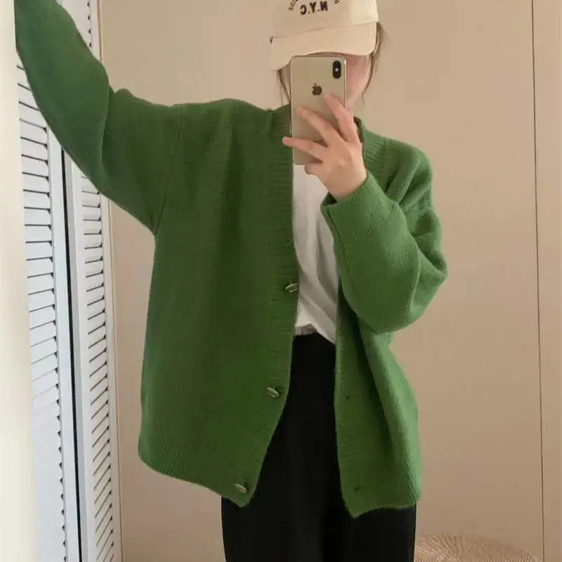 重庆5元服装批发市场秋冬新款修身显瘦纯色哪里有服装尾货批发市场