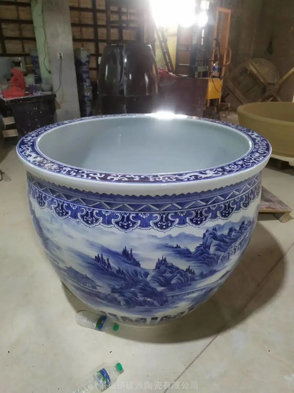 庭院摆放装饰养鱼陶瓷大缸青花瓷手工大水缸定制陶瓷大瓷缸厂家- 供应商网