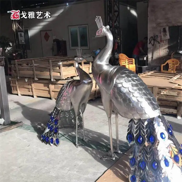 北京厂家定制玻璃钢雕塑 厂家定制公园雕塑楼盘景观雕塑