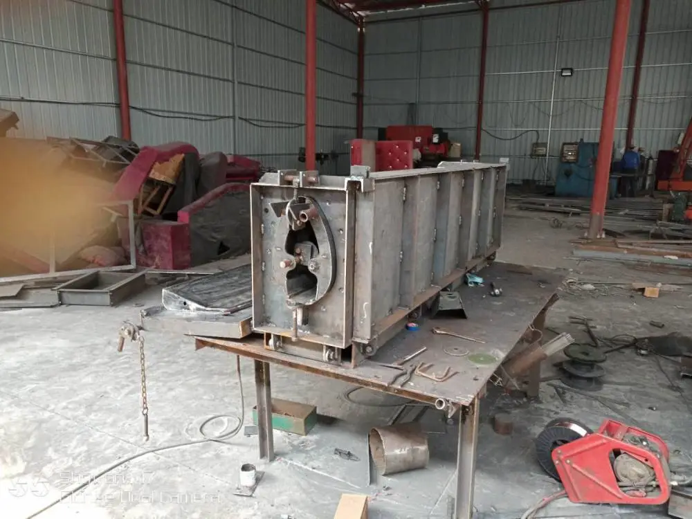 昆山 公园 暗渠排水 水泥预制卵型槽钢模具 支持免费试模 京伟 厂家