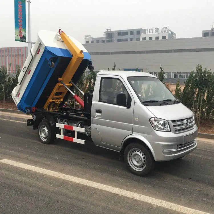 3立方小型勾臂垃圾车工厂程力专用车 四轮汽油环保 乡镇卫生保洁车