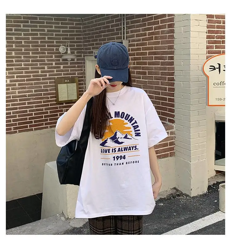 四川甘孜丹巴广州服装市场大全女士休闲速干运动衣服几元学生短袖韩国出口