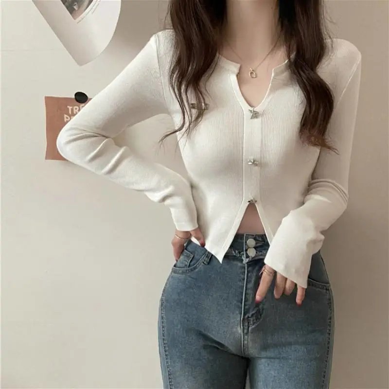 2-5元服装批发是真的吗新款洋气撞色毛衣女士服装尾货回收平台