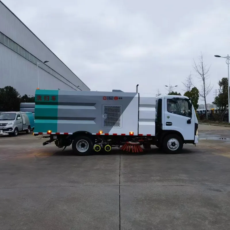 国六蓝牌出口外销大型吸尘扫路车厂区绿化除尘车