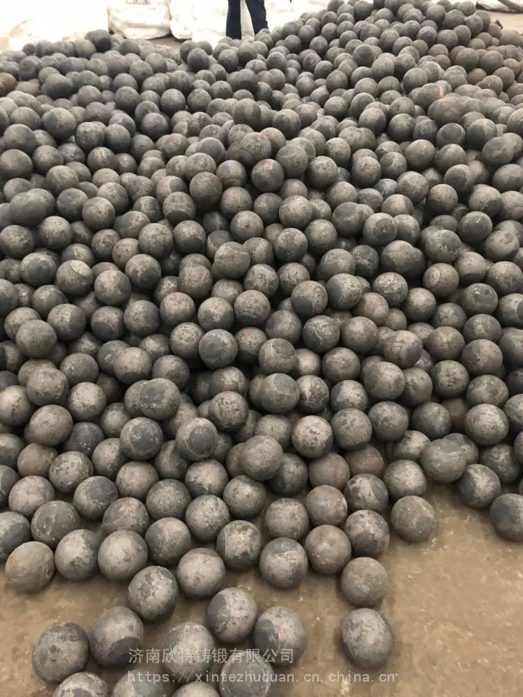 厂家专业生产耐磨钢球，耐磨钢棒