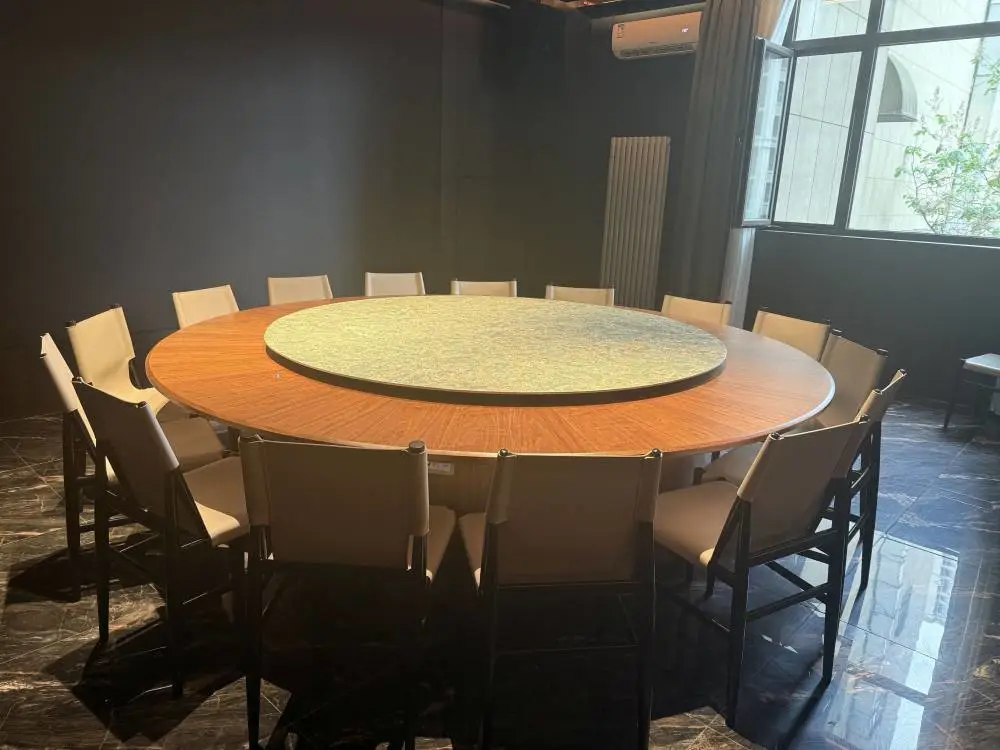 宴会厅大包间多人圆桌 E0 级板材稳固耐用可来图定做