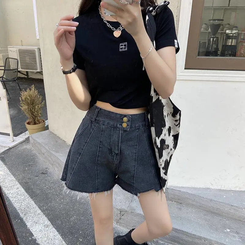 元店的进货渠道夏季三分裤短裤清货成都5元服装批发